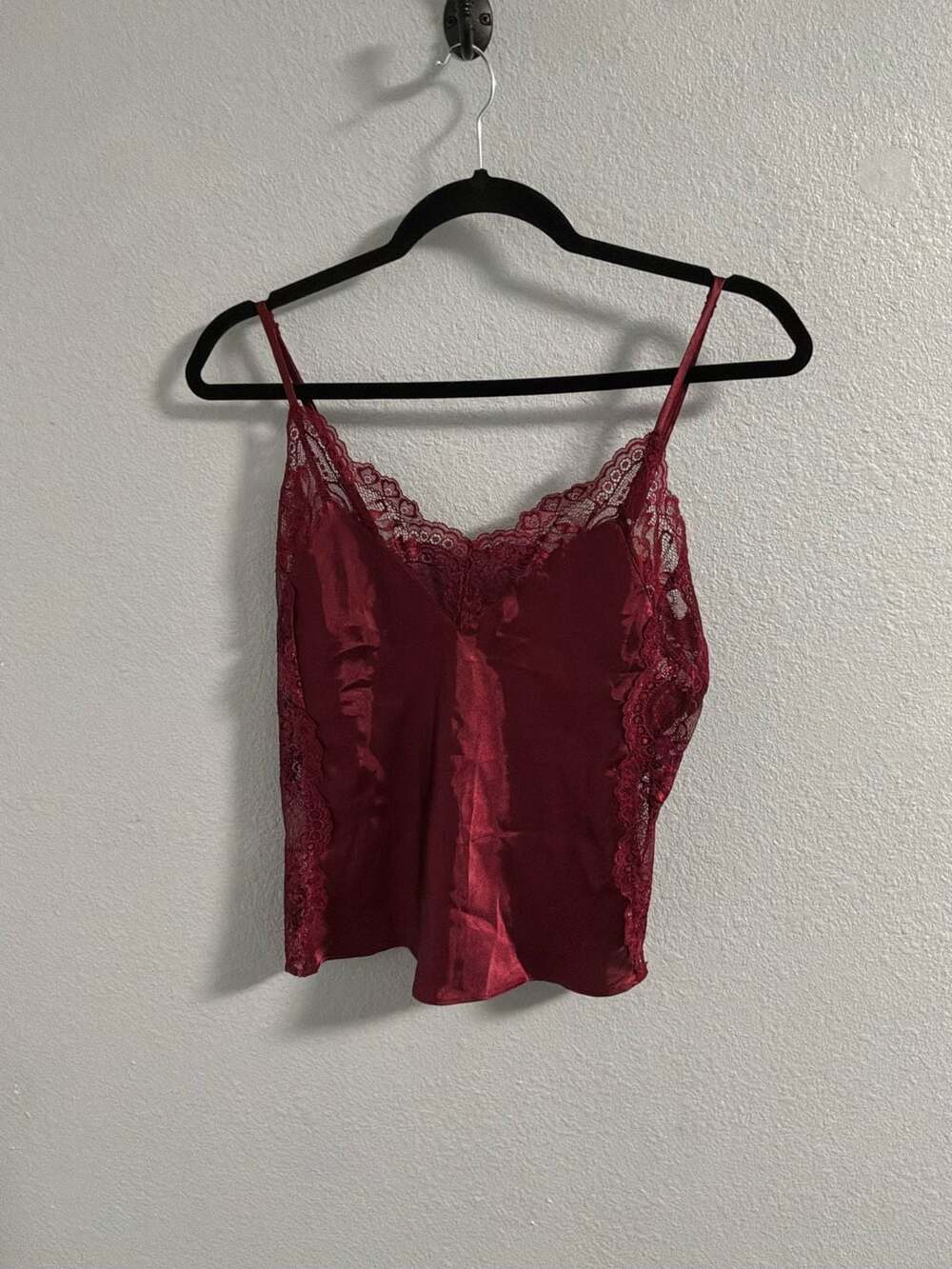 In Bloom by Jonquil Cami Top Size S/P Burgundy Satin Lace